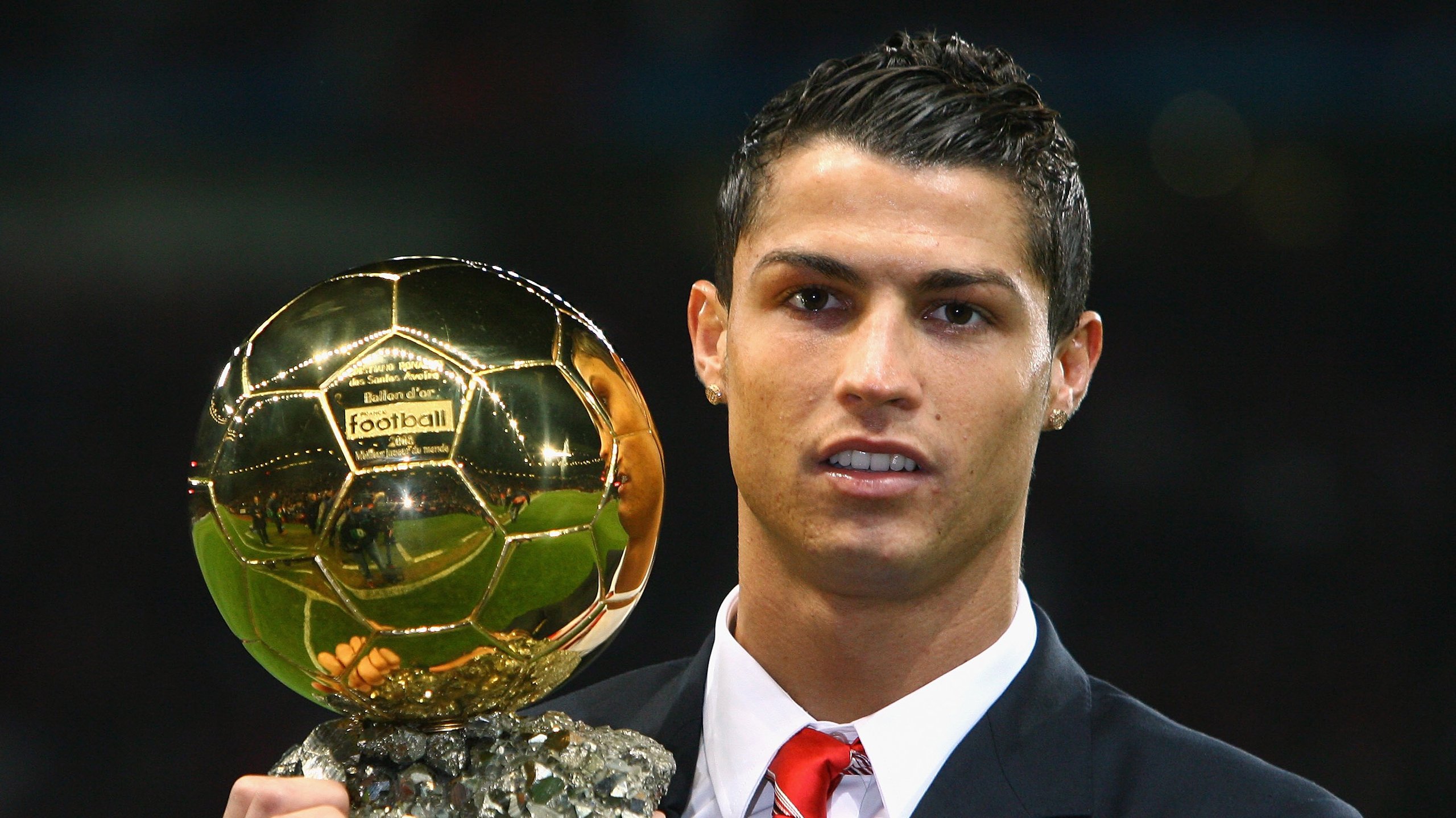 mk体育官网入口-“马科斯·莫奇的灵活防守与精湛技艺，帮助美洲狮队在世界赛场脱颖而出”